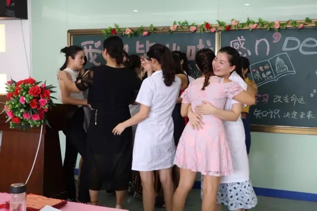 鱼佳丽