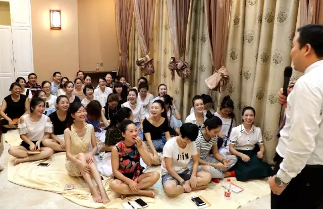鱼佳丽第一期员工培训