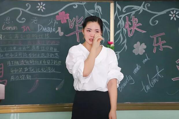 鱼佳丽美雅优游黉舍
